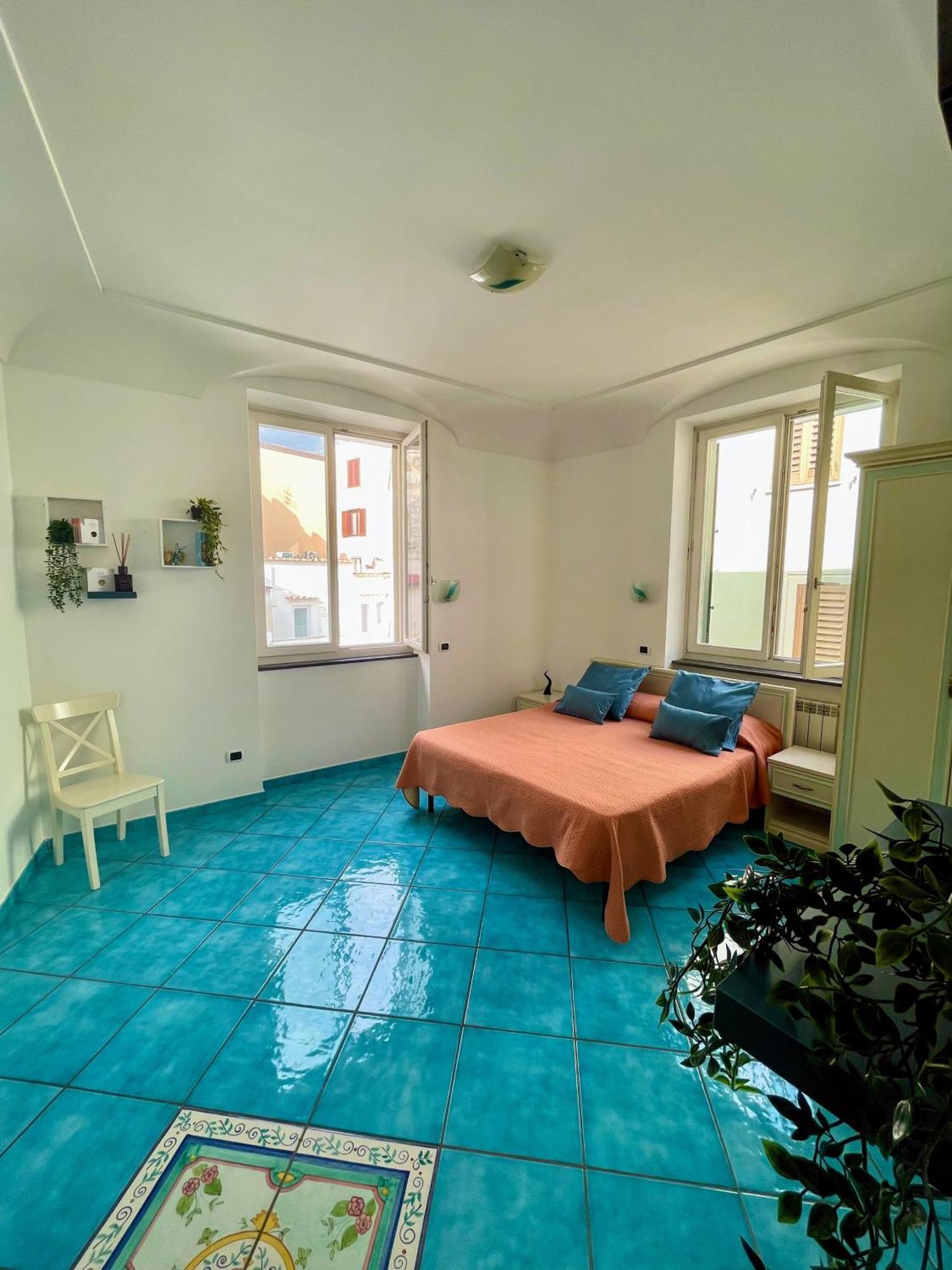Putechella'S Apartments Maiori Exterior photo